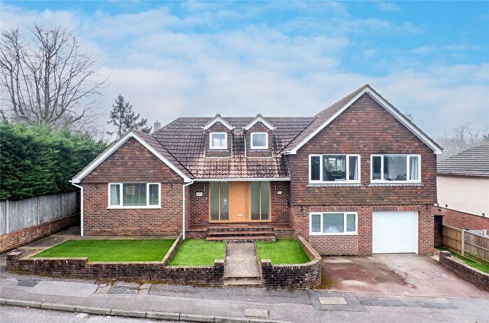 4 Bedroom Detached House For Sale In Tavistock Close, Sittingbourne, Kent, ME10