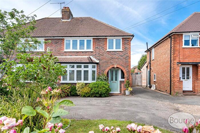 3 Bedroom House For Sale In Rydes Hill Road, Guildford, Surrey, GU2