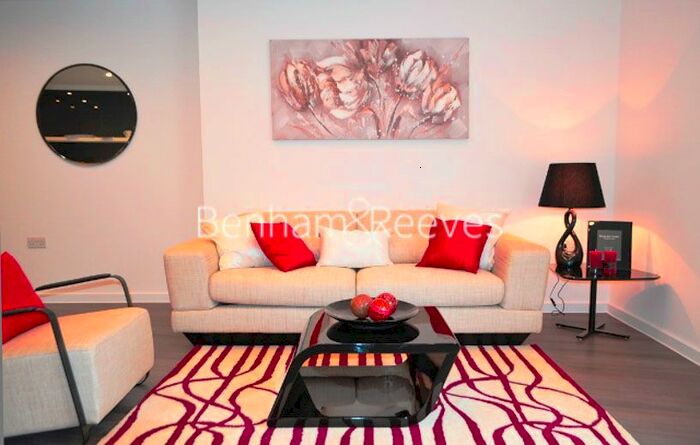 2 Bedroom Flat To Rent In Loxford Gardens, Highbury Park, N5