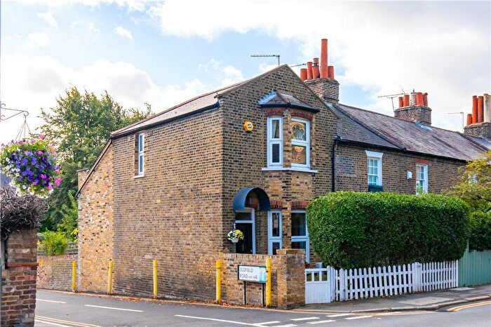 2 Bedroom End Of Terrace House For Sale In Ridgway, Wimbledon Village, SW19