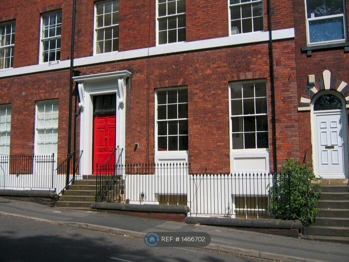 2 Bedroom Flat To Rent In Hanover Square, Leeds, LS3