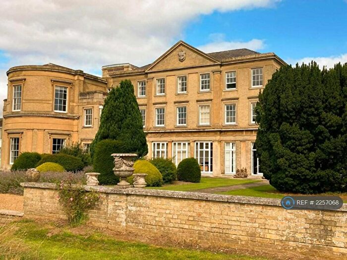 1 Bedroom Flat To Rent In Keswick Hall, Norwich, NR4