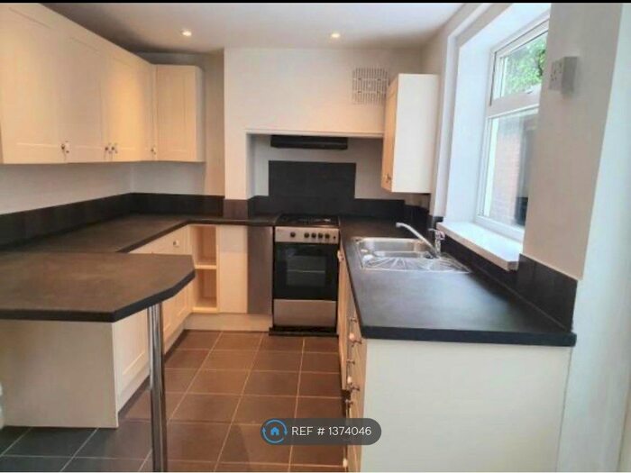 2 Bedroom End Of Terrace House To Rent In Bridge Lane, Frodsham, WA6