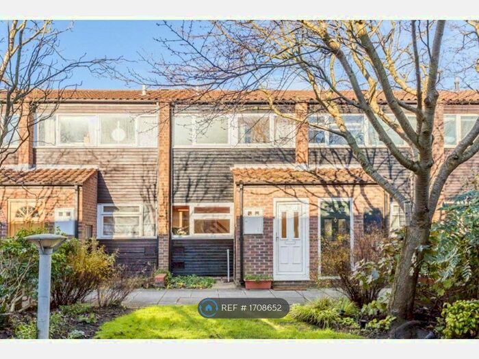 3 Bedroom Terraced House To Rent In Fulwood Walk, London, SW19