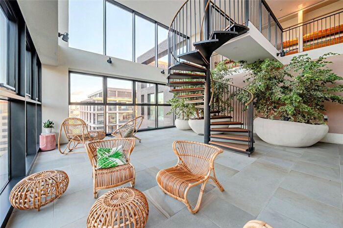 2 Bedroom Flat For Sale In Plimsoll Building Handyside Street, London, N1C