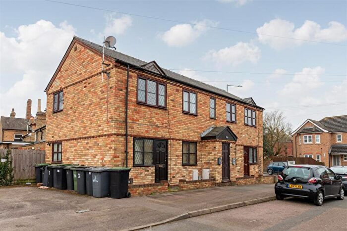 1 Bedroom Flat To Rent In Bedford Road, Sandy, SG19
