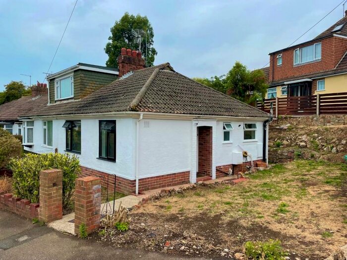 2 Bedroom Bungalow To Rent In Garden Close, Portslade, Brighton, BN41