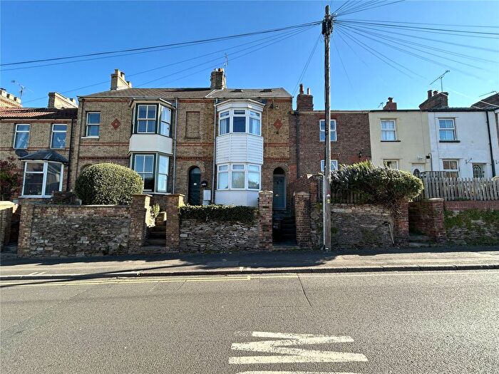 2 Bedroom Flat To Rent In South Street, Taunton, TA1