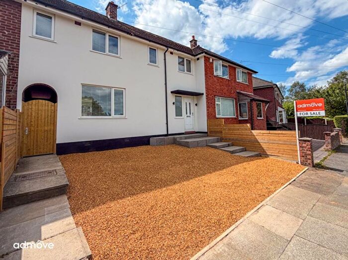 4 Bedroom Terraced House For Sale In Clarke Crescent, Hale, WA15
