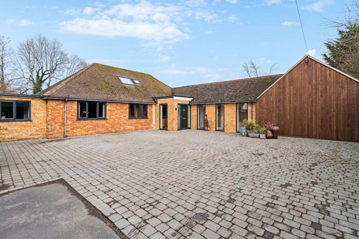 4 Bedroom Detached House For Sale In Crocketts Lane, Lee Common, Great Missenden, HP16