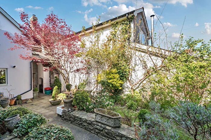 3 Bedroom Terraced House For Sale In Knighton, Powys, LD7