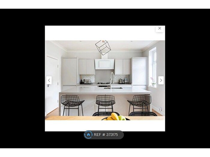 3 Bedroom Semi-Detached House To Rent In London, London, CR0