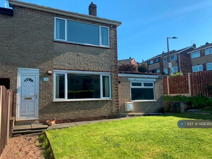 3 Bedroom Semi-Detached House To Rent In Chaffinch Avenue, Brinsworth, Rotherham, S60