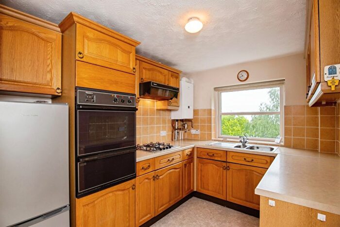 2 Bedroom Flat For Sale In Graham Road, Malvern, WR14