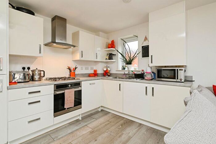 2 Bedroom Flat For Sale In Greenfield Way, Hampton Water, Peterborough, PE7