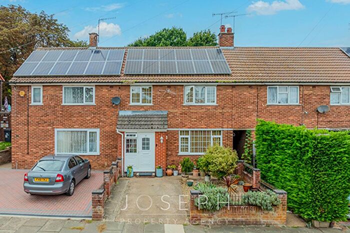 3 Bedroom Terraced House For Sale In Coltsfoot Road, Ipswich, IP2