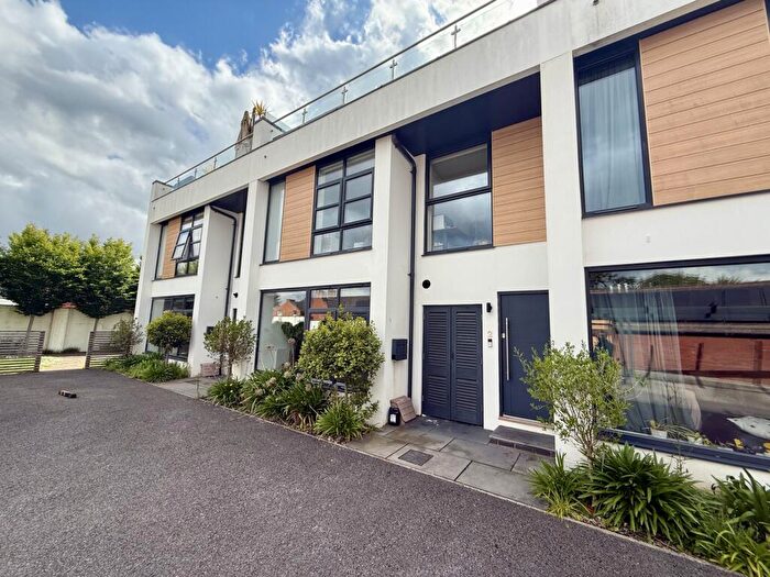 3 Bedroom Terraced House For Sale In Old Vicarage Road, St Thomas, EX2