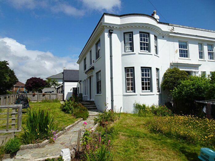 4 Bedroom House To Rent In Glentor Road, Plymouth, Devon, PL3