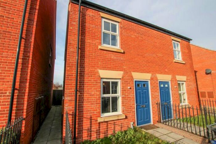 2 Bedroom Semi-Detached House To Rent In Lime Walk, Market Rasen, LN8