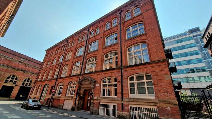 2 Bedroom Flat To Rent In China House, Harter St, M1