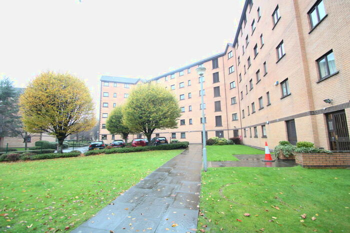 2 Bedroom Flat To Rent In Riverview Place, Glasgow, G5