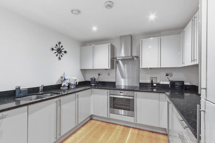 1 Bedroom Flat For Sale In Hornsey Lane, London, N6