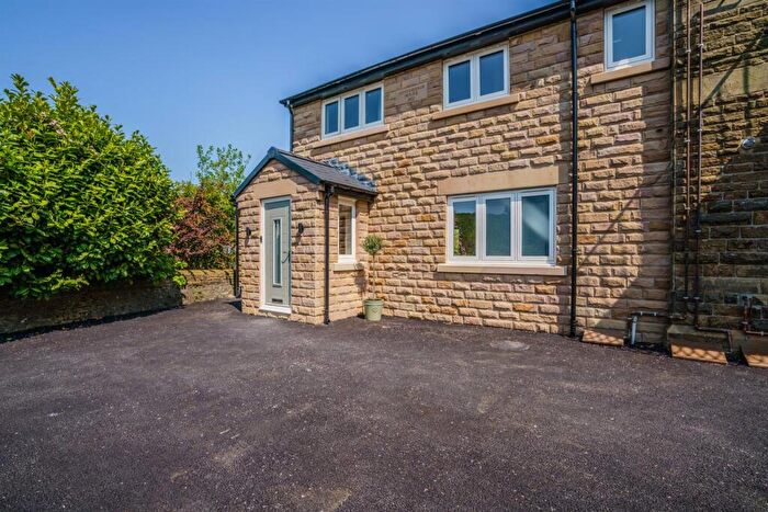 2 Bedroom Semi-Detached House For Sale In Green Lane, Netherdale Hall, Buxton, SK17