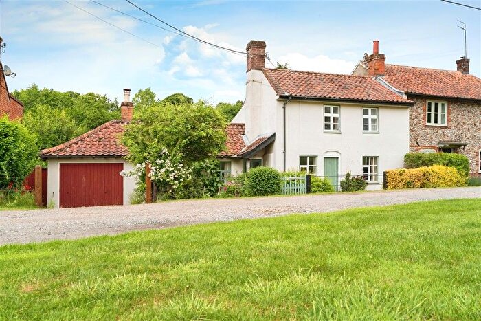 2 Bedroom Property For Sale In The Green, Hunworth, Melton Constable, NR24