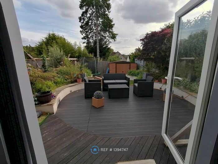 3 Bedroom Semi-Detached House To Rent In St. Pauls Gate, Wokingham, RG41