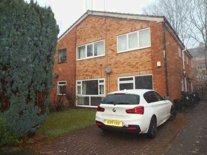 2 Bedroom Flat To Rent In Wellman Croft, Selly Oak, Birmingham, B29