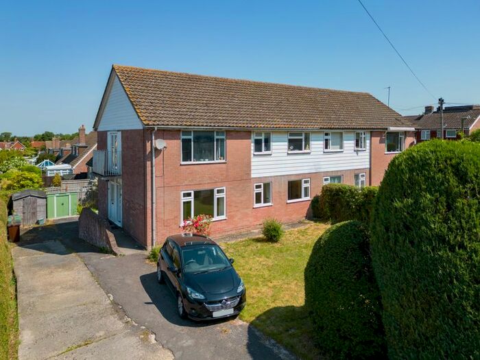 3 Bedroom Flat To Rent In Fyfield Close, Wantage, OX12