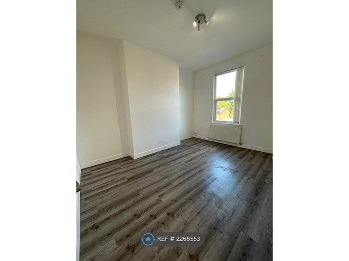 1 Bedroom Flat To Rent In Bank Road, Bootle, L20