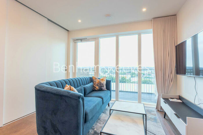 1 Bedroom Apartment To Rent In Mary Neuner Road, Highgate, N8