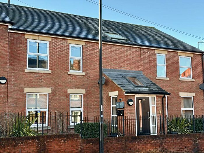 2 Bedroom Flat To Rent In Flat Woodseats Road Woodseats Sheffield, S8