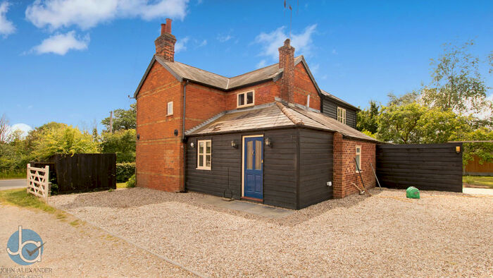 4 Bedroom Farm House To Rent In Colchester Road, Great Totham, CM9
