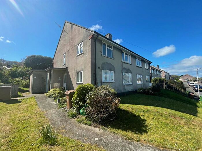 2 Bedroom Flat To Rent In Hooe, Plymouth, PL9