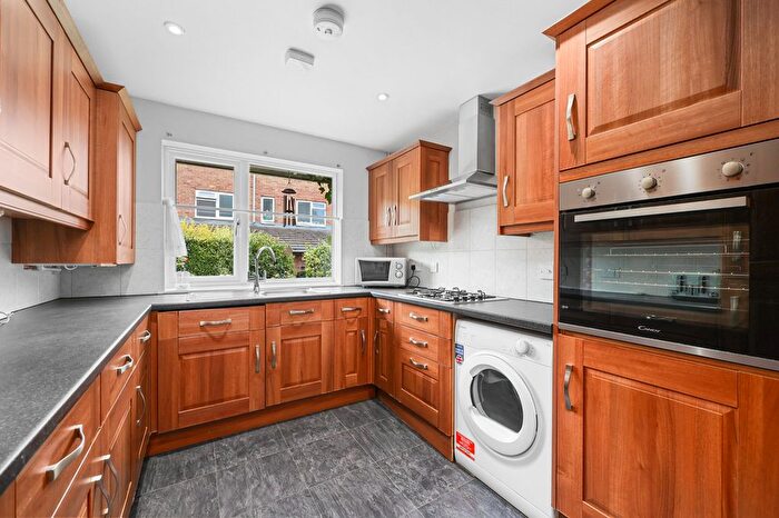 3 Bedroom End Of Terrace House To Rent In Marley Walk, Willesden Green, NW2
