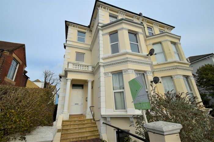 1 Bedroom Flat To Rent In Upperton Gardens, Eastbourne, BN21
