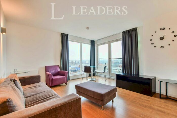 2 Bedroom Apartment To Rent In Skyline Central, Goulden Street, Manchester, M4