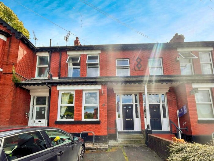 10 Bedroom Semi-Detached House To Rent In Manchester, Greater Manchester, M14