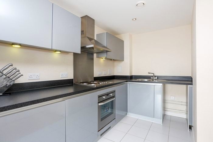 1 Bedroom Flat To Rent In Durnsford Road, London, SW19