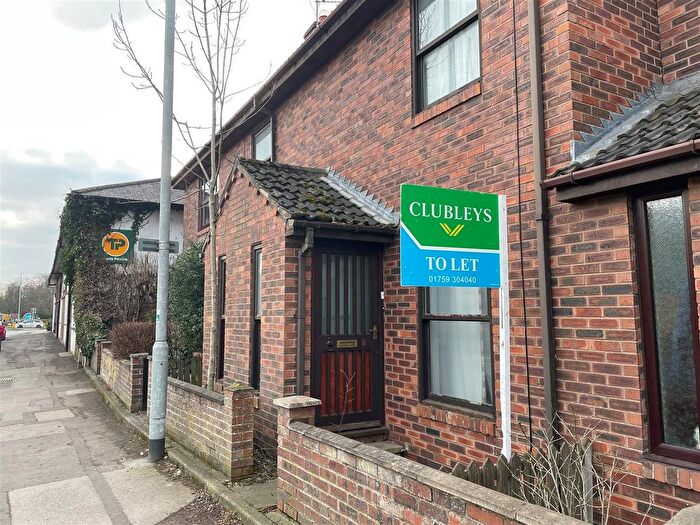 2 Bedroom Terraced House To Rent In Station Road, Pocklington, York, YO42