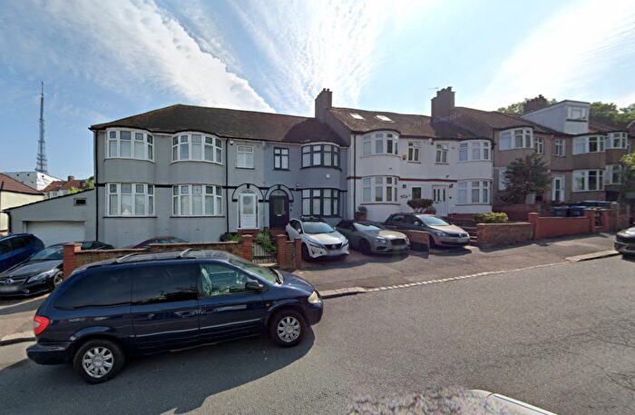 3 Bedroom Terraced House To Rent In Wharncliffe Road, SE25