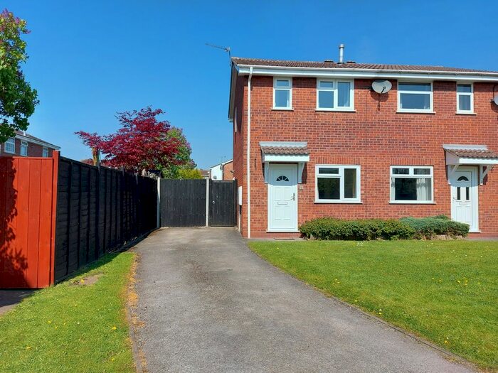 2 Bedroom Semi-Detached House To Rent In Highgrove Close, Stretton, Burton-On-Trent, DE13