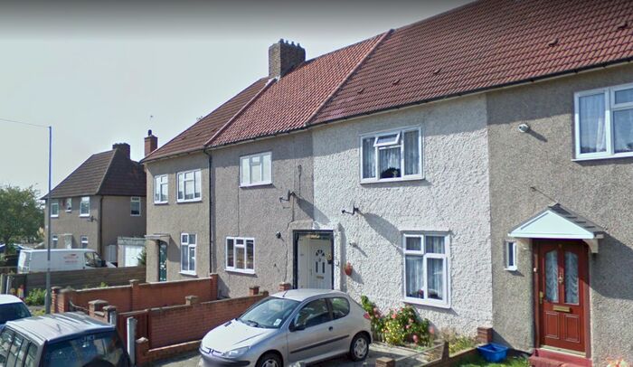 3 Bedroom Terraced House To Rent In Winmill Road, Dagenham RM8