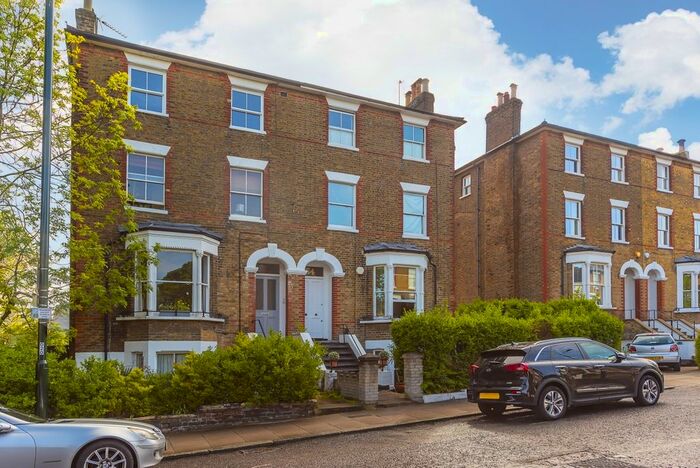2 Bedroom Flat To Rent In Church Road, Richmond, TW10