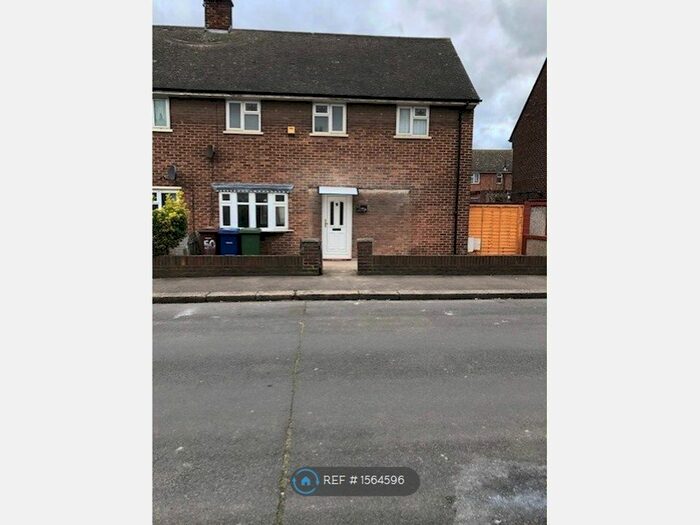 3 Bedroom Semi-Detached House To Rent In Ottawa Road, Tilbury, RM18