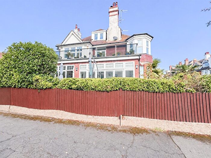 1 Bedroom Flat For Sale In Bedford Avenue, Bexhill, TN40