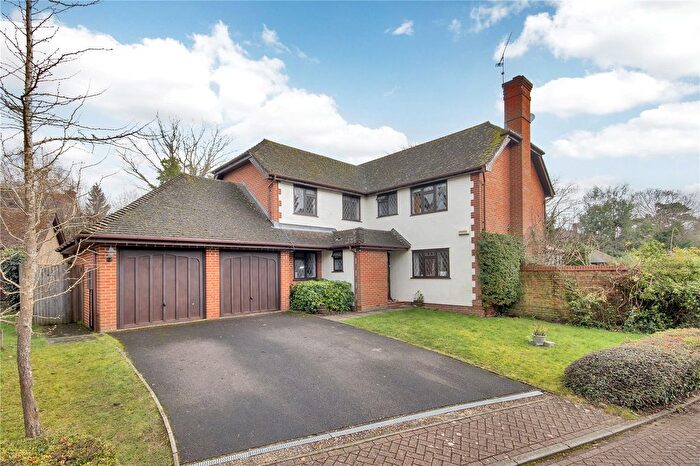 5 Bedroom Detached House For Sale In Winchester Grove, Sevenoaks, Kent, TN13