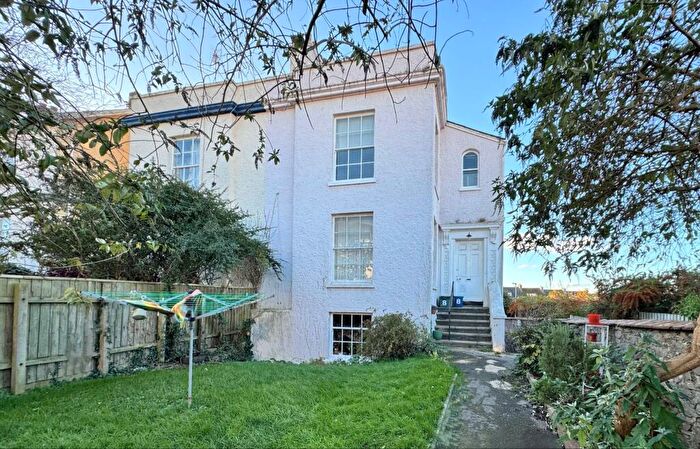 3 Bedroom Maisonette For Sale In Albion Terrace, Exmouth, EX8